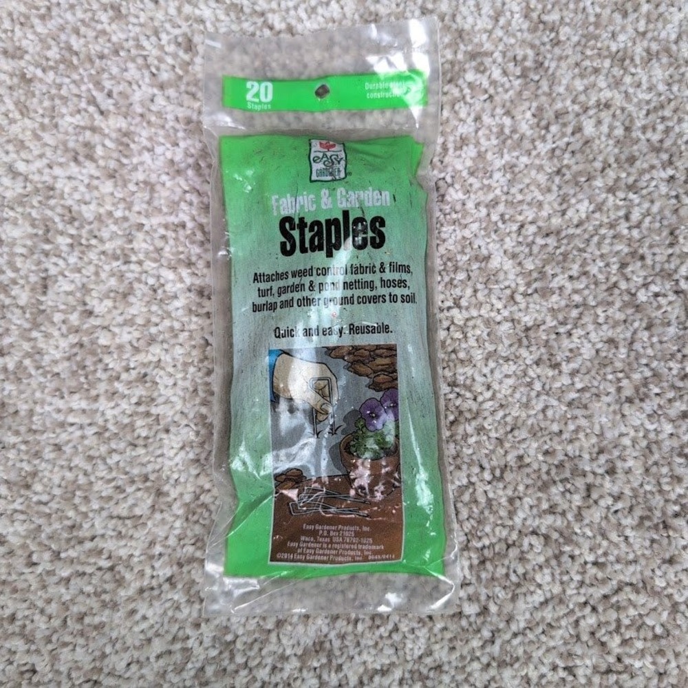 Easy Gardener 20 Fabric Garden Staples Weed‎ Control Fabric Landscape Stakes
